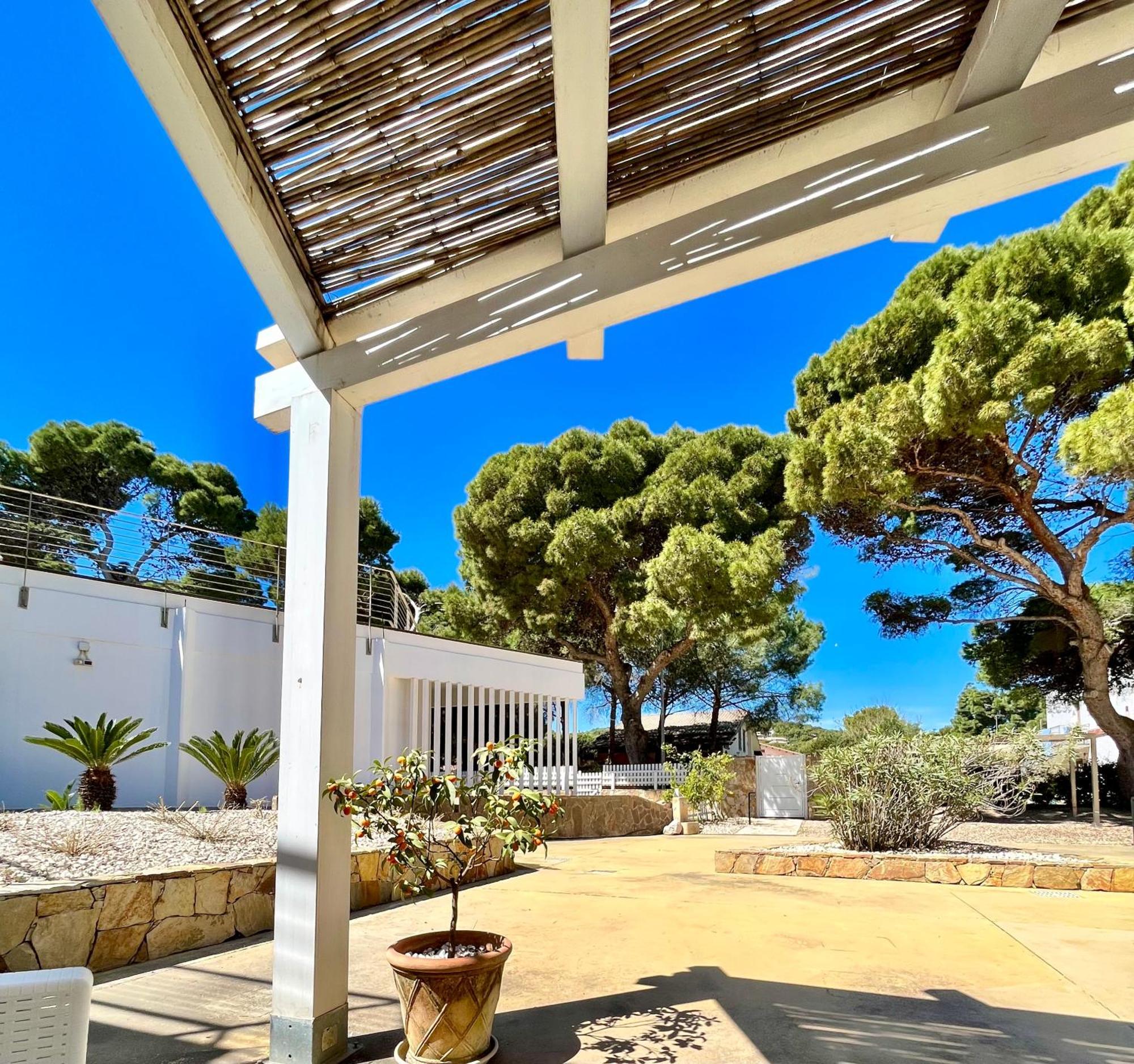Angolo Mare Apartments & Rooms Porto Pino Exterior foto
