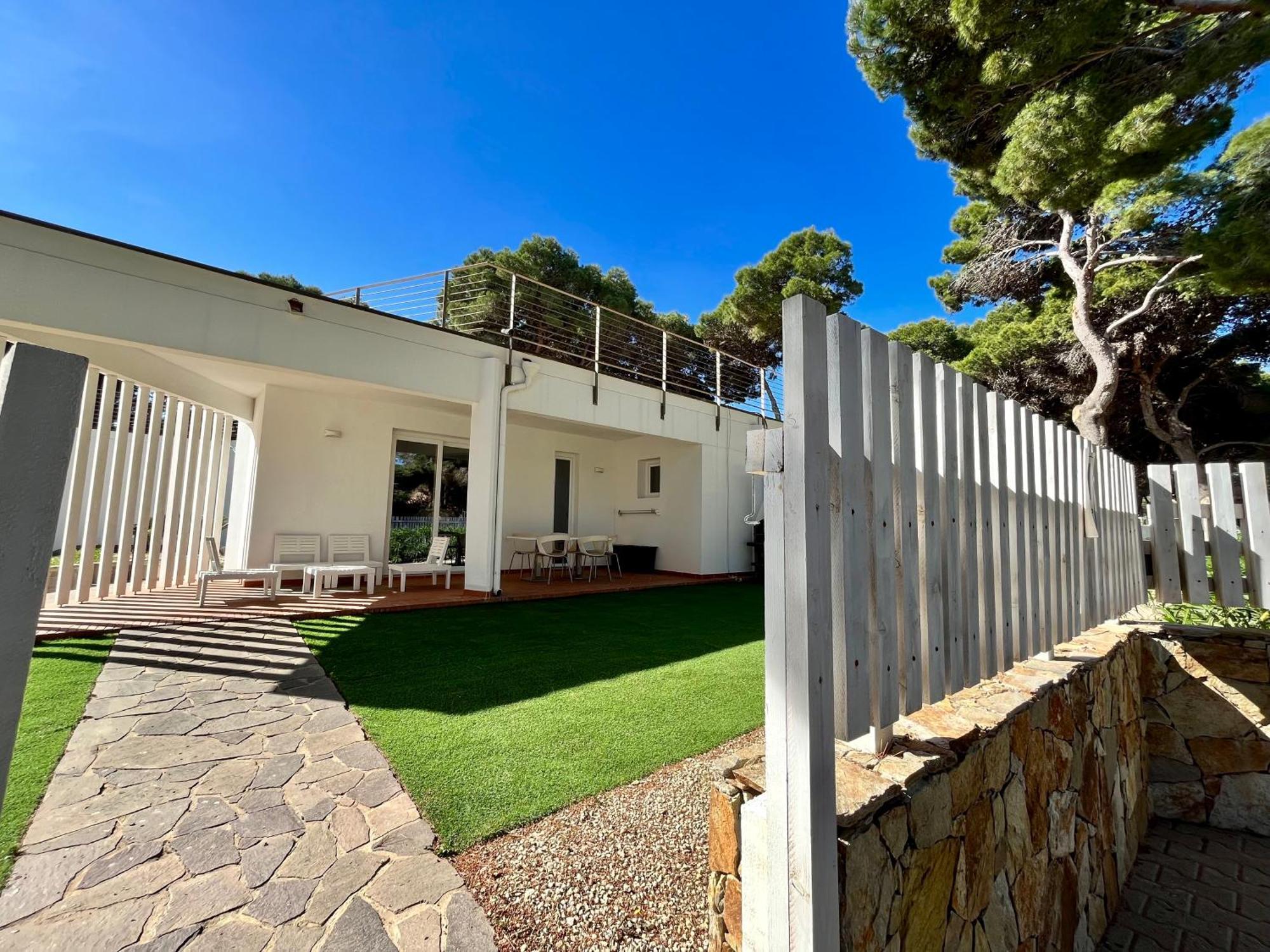 Angolo Mare Apartments & Rooms Porto Pino Exterior foto